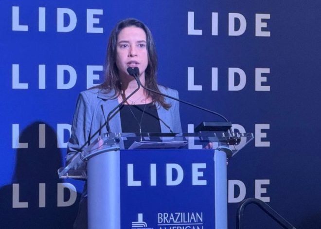 Raquel Lyra destaca retomada da capacidade de investimento de Pernambuco em fórum nos Estados Unidos