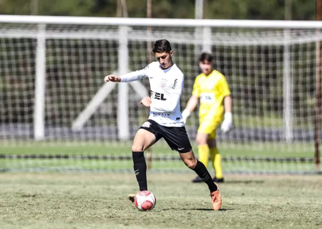 Corinthians Sub-16 conquista Paulista Cup com campanha perfeita; zagueiro Sami Hadi se destaca