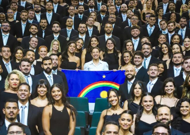 Raquel Lyra comanda formatura de 423 novos policiais civis e reforça segurança pública em Pernambuco