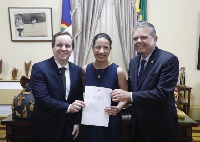 Raquel Lyra escolhe Carlos Gil Rodrigues Filho para vaga de desembargador no TJPE pelo Quinto Constitucional
