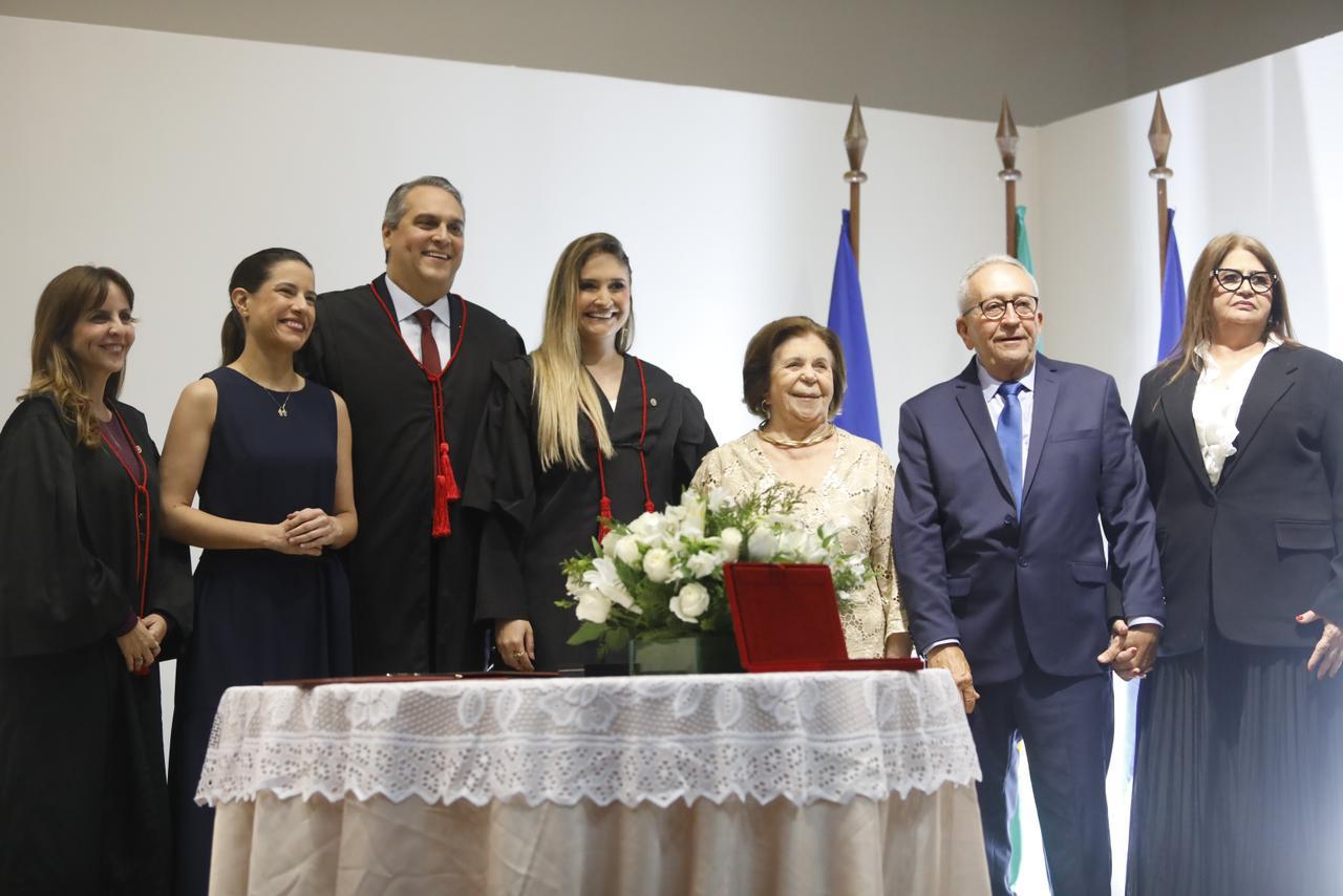 Raquel Lyra prestigia posse de 16 novos promotores do Ministério Público de Pernambuco