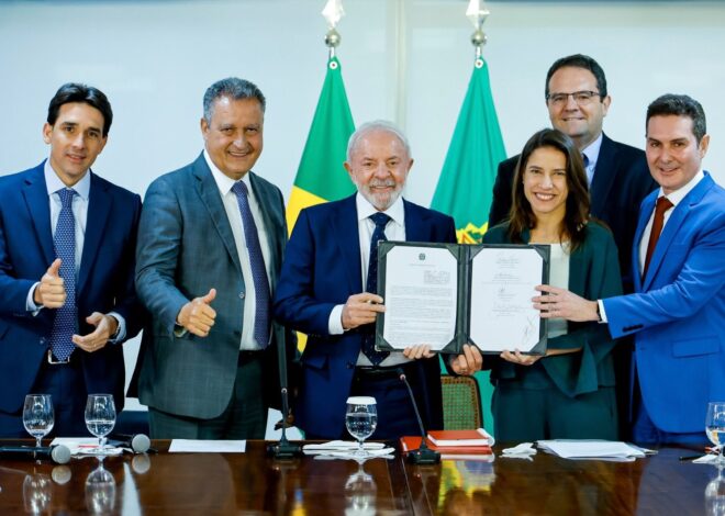 Governadora Raquel Lyra assina acordo com presidente Lula para viabilizar reestruturação do Metrô do Recife