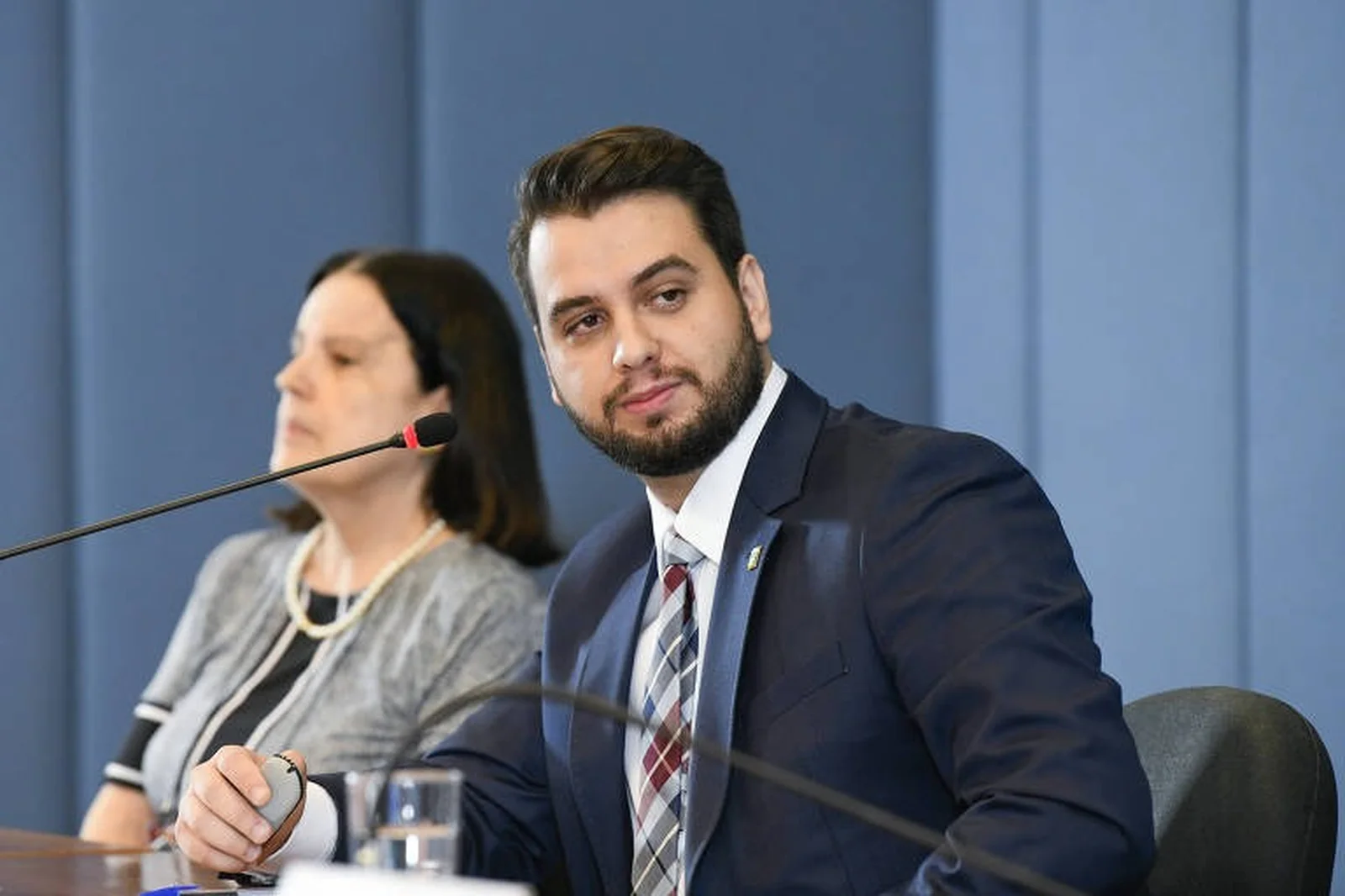 PF prende Filipe Martins, ex-assessor de Jair Bolsonaro condenado por participação na trama golpista