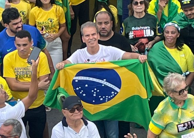 Coronel Alberto Feitosa participa de ato do movimento “Acorda Brasil” na Avenida Boa Viagem