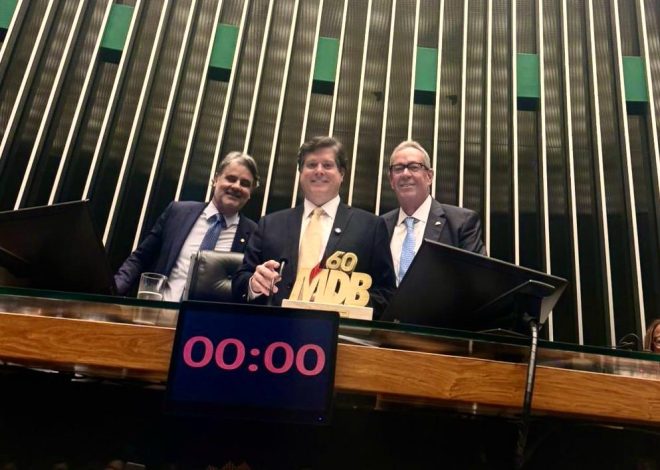 Álvaro Porto celebra 60 anos do MDB ao lado de Baleia Rossi e Raul Henry em Brasília