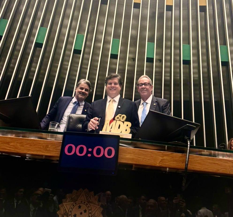 Álvaro Porto celebra 60 anos do MDB ao lado de Baleia Rossi e Raul Henry em Brasília