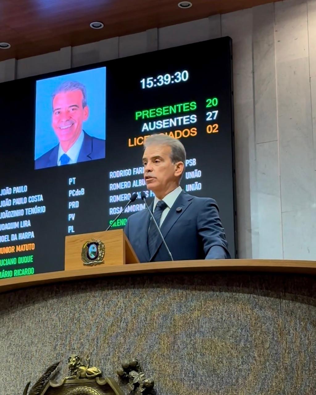 Coronel Feitosa sai em defesa de Flávio Bolsonaro e cobra CPMI do Banco Master